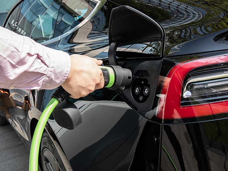 How To Maintain And Charge An Electric Car Properly