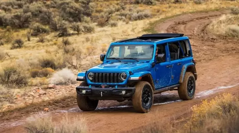 The Best EV Lease And Finance Deals In July 2025 03.jpg